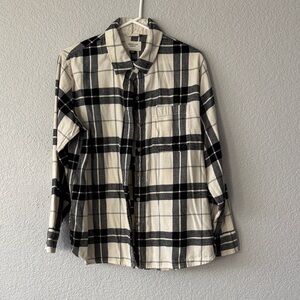 American Eagle Outfitters Black and Cream Plaid Shirt